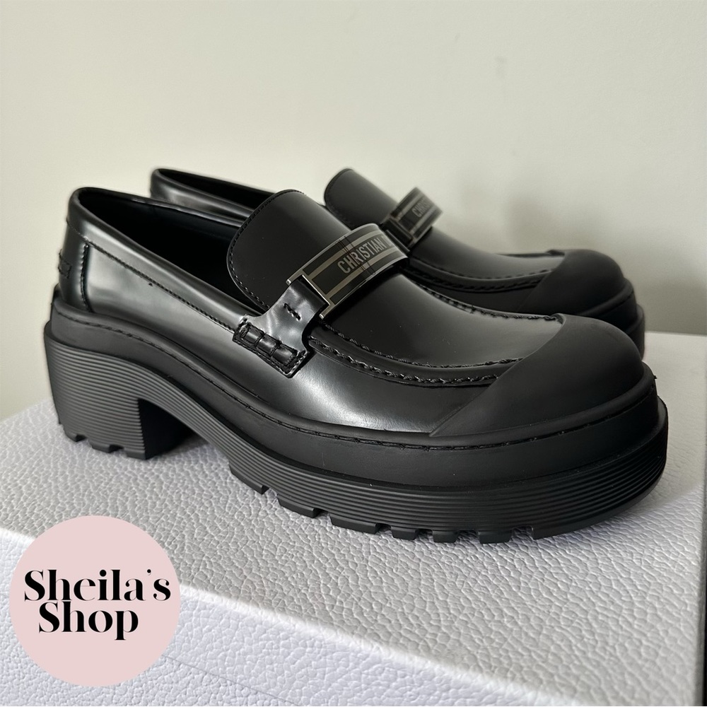 NIB Christian Dior Code Brushed Calfskin Leather Loafers Size 39